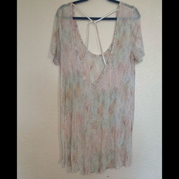 Victoria’s Secret Pastel multicolor top size M - Picture 2 of 9